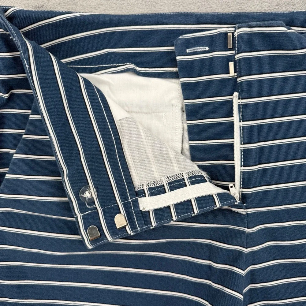 LOFT Womens Navy Blue White Striped Cotton Blend Shorts Nautical Size 8‎